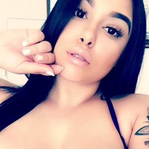 Meet your Posher, Delsy